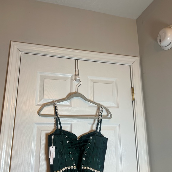 New V. Chapman Lucetta Dress in Emerald Baroque Floral - Picture 8 of 10